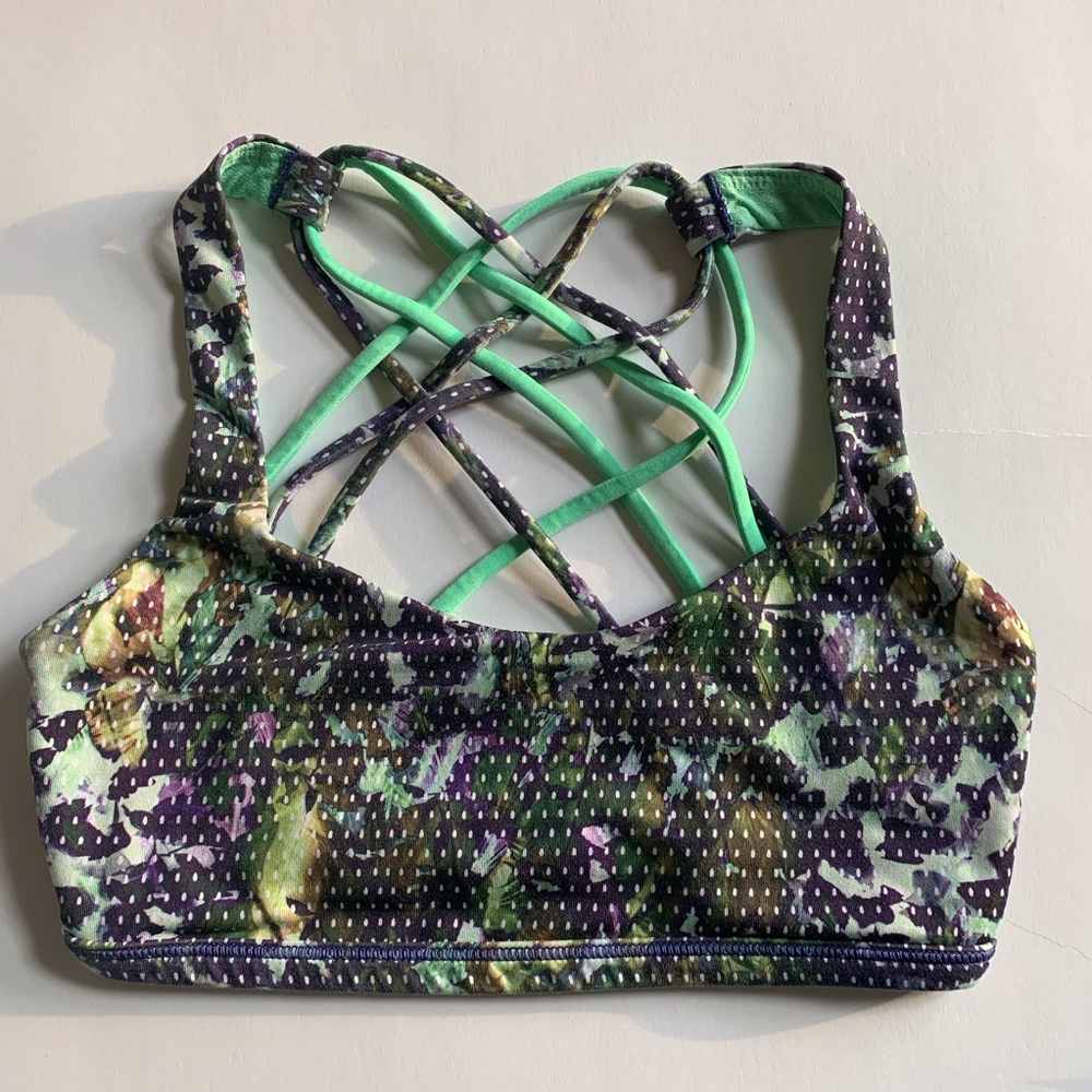 Lululemon Sports Bra